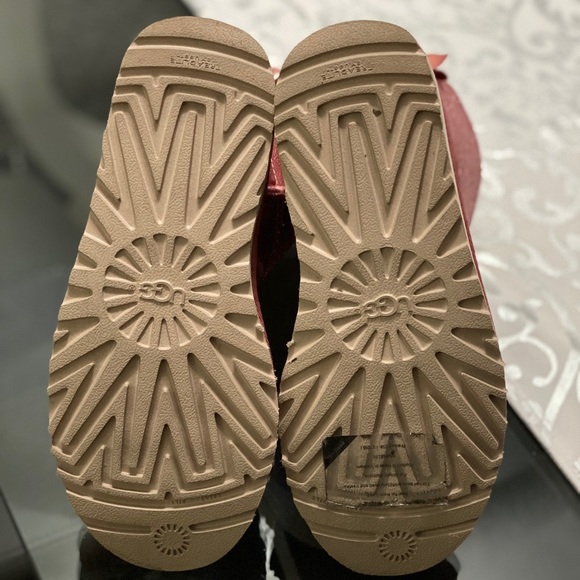 100% Authentic UGG Bailey Bow Pink Sparkle - Picture 4 of 4